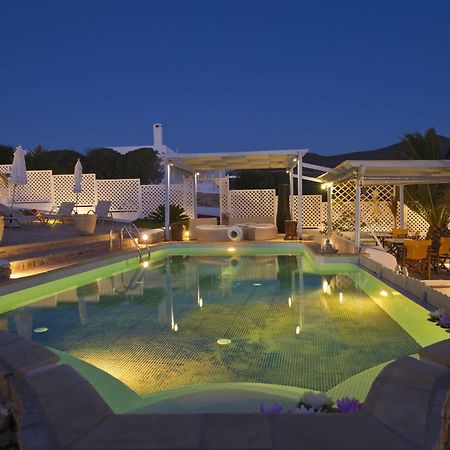 Blue Dolphin Antiparos Villas And Suites Agios Georgios  Екстериор снимка