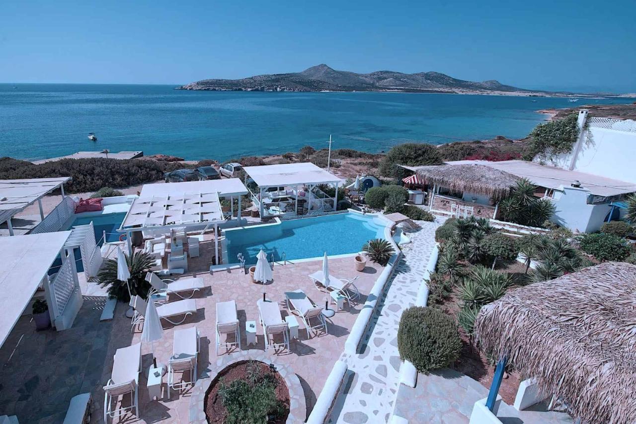 Blue Dolphin Antiparos Villas And Suites Agios Georgios  Екстериор снимка