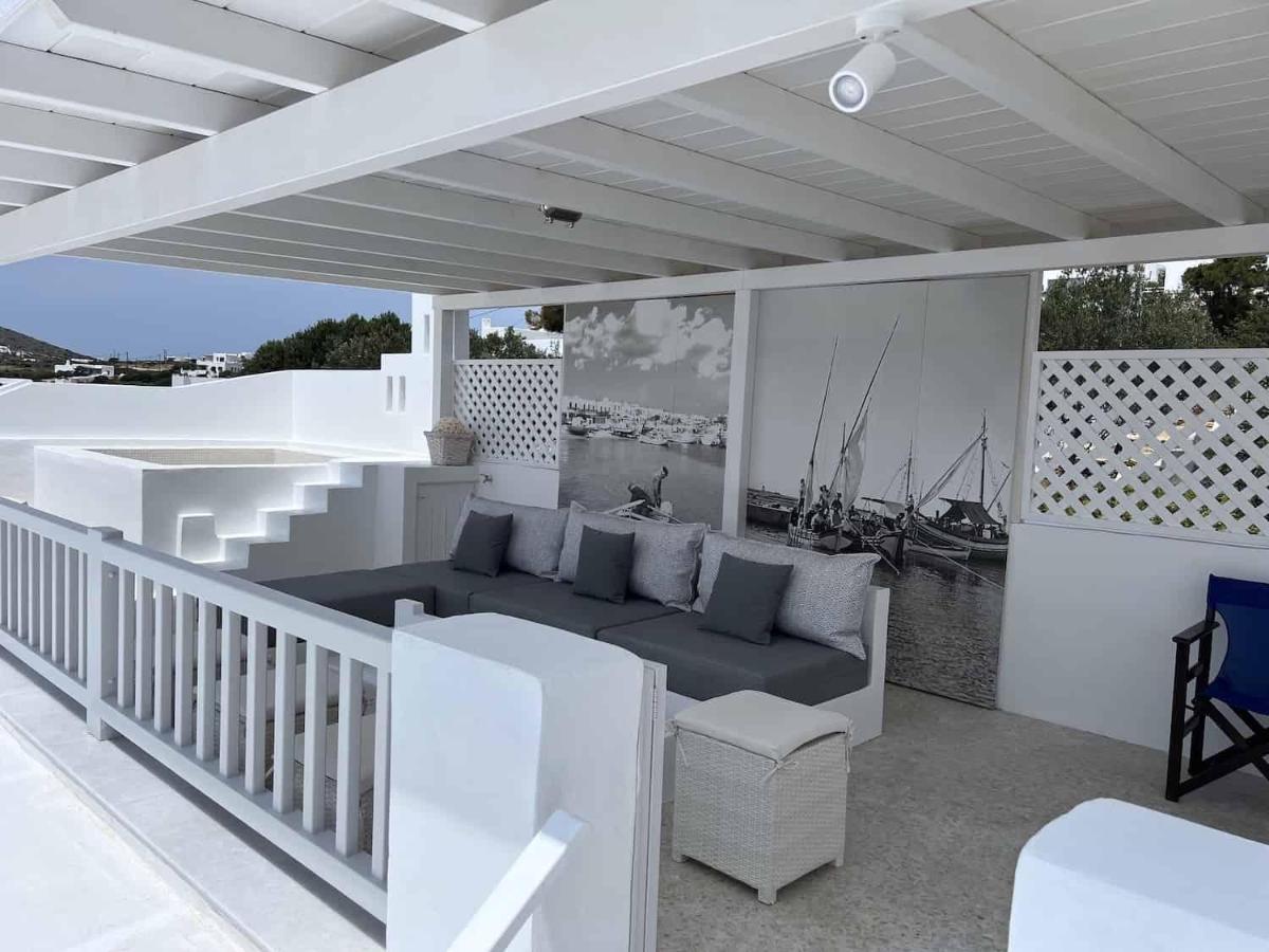 Blue Dolphin Antiparos Villas And Suites Agios Georgios  Екстериор снимка