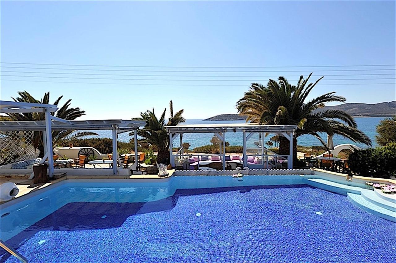 Blue Dolphin Antiparos Villas And Suites Agios Georgios  Екстериор снимка