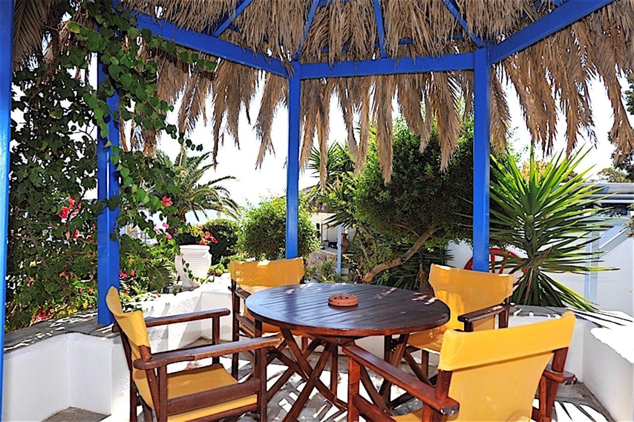 Blue Dolphin Antiparos Villas And Suites Agios Georgios  Екстериор снимка