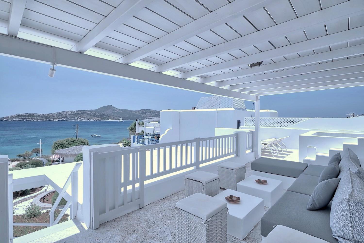 Blue Dolphin Antiparos Villas And Suites Agios Georgios  Екстериор снимка